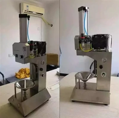 A fost utilizată o mașină de decojire de nucă de cocos achiziționată de un cl...
